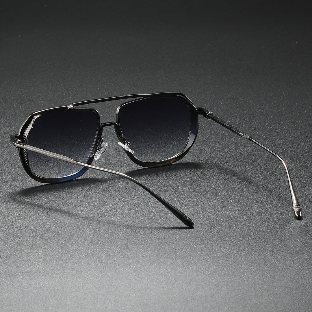 Dame Elegant solbrille med kantet metallramme Luvikno