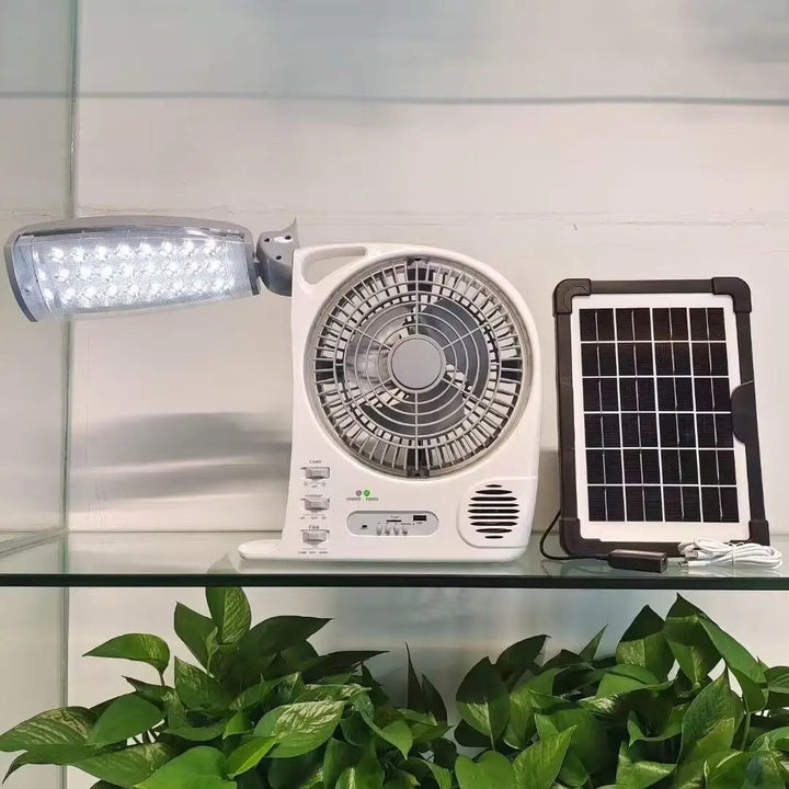 Kvinne Multifunksjonell Solfanger med Integrert LED-belysning Skanto