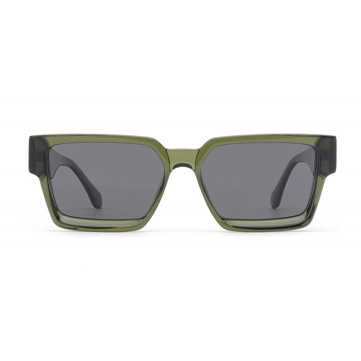 Dame moteriktig solbrille i stilfull design med bred ramme Luvikno
