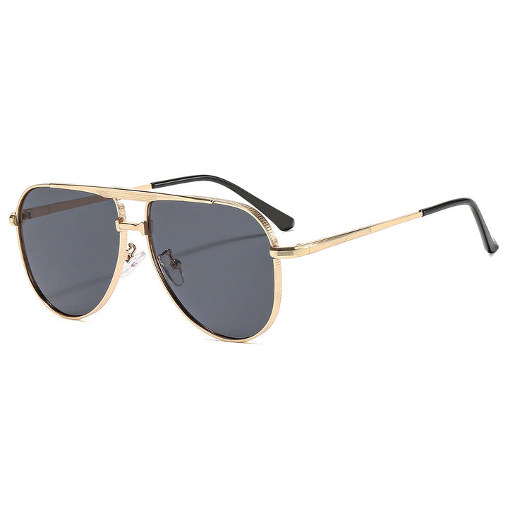 Dame modische Aviator-solbrille med elegant metallramme og UV400-beskyttelse Luvikno