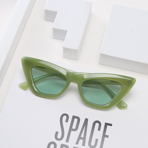 Dame Cat-Eye solbriller med moderne og elegant design Luvikno