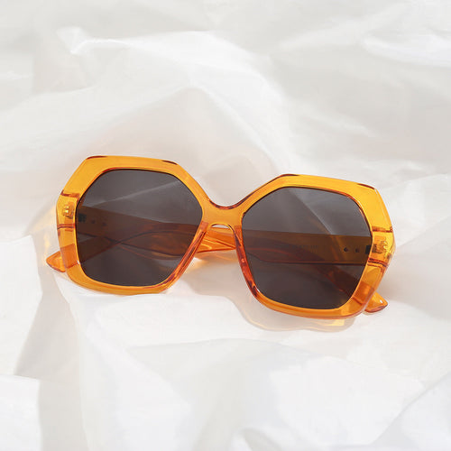 Dame geometrisk solbrille med iøynefallende design Luvikno