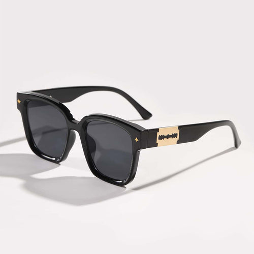 Dame moteriktig firkantet solbrille med gjennomsiktig ramme Luvikno