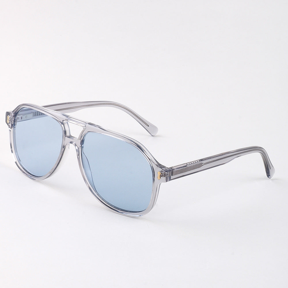 Dame moderne solbrille med innovativ ramme Luvikno