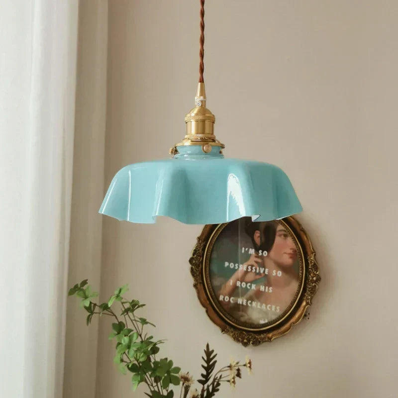 Messing pendellampe i fransk design – Elegant taklampe til stue | Luvikno