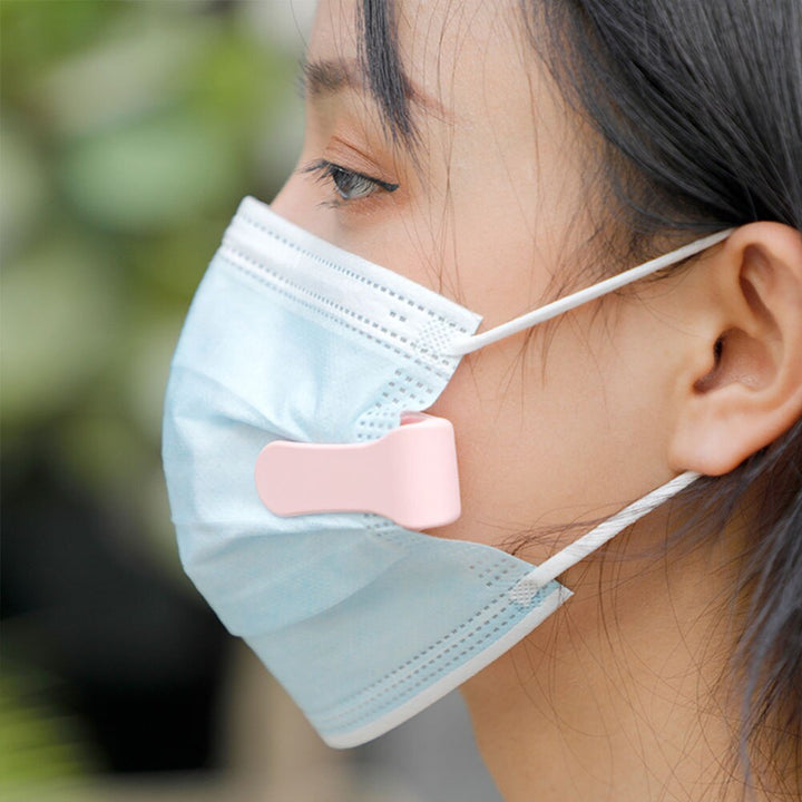 Wearable Clip-On Face Mask Fan - Image 0