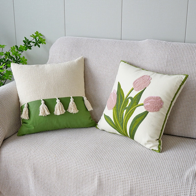 Brodert tulipanputeomslag | Luvikno