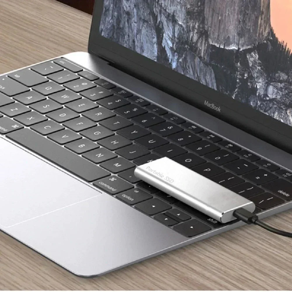 Luvikno | DATAVAULT – Ultra Tynn 4 TB Ekstern Harddisk USB-C