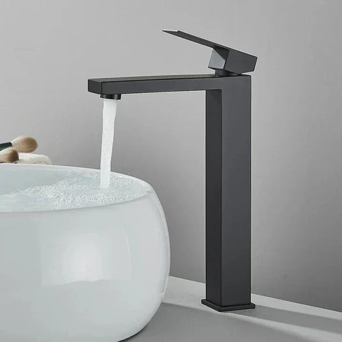 Luvikno | Moderne Svart-Sølv Kran - for Luksus Bathtub Opplevelse