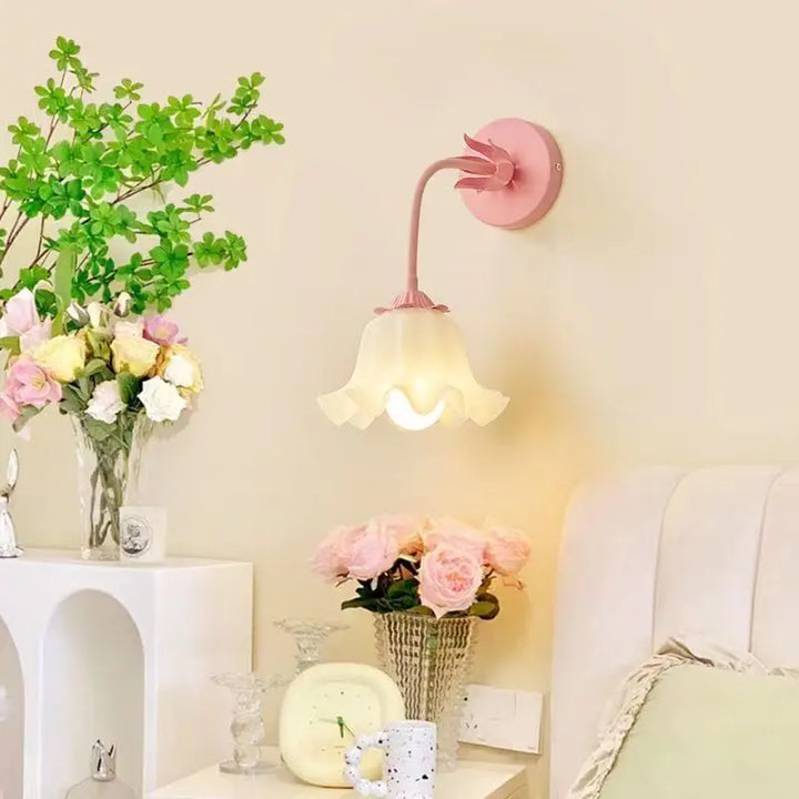 FrenchBloom Vegglampe – Soverom Blomsterlampe Luvikno