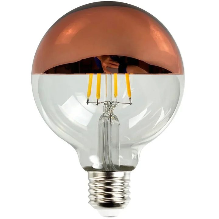 Vintage LED Lyspære – Retro Bordlampe med Trebase | Luvikno