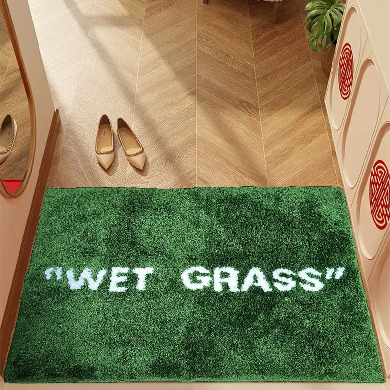 FreshLawn Comfort Mat – Trendy "Våt Gress" dørmatte i grønn med myk plysj Luvikno