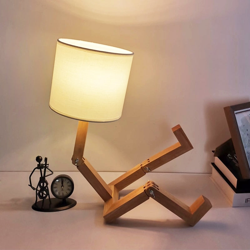 Thinker Tre roboter Moderne Nattlampe | Luvikno