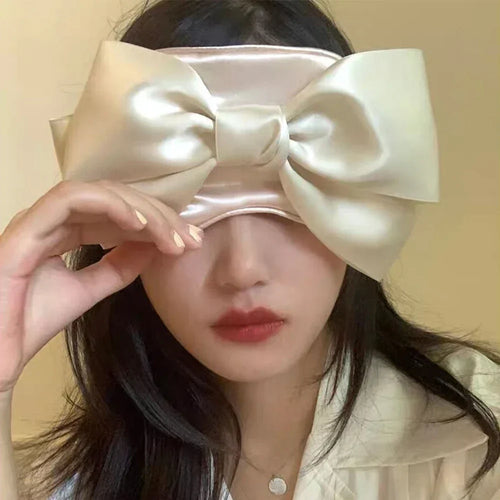 Silk søvnmask made from high-quality natural silk – Luksuriøs øyemaske for bedre søvn | Luvikno