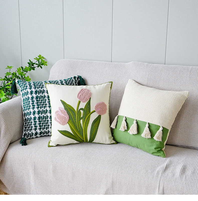 Brodert tulipanputeomslag | Luvikno