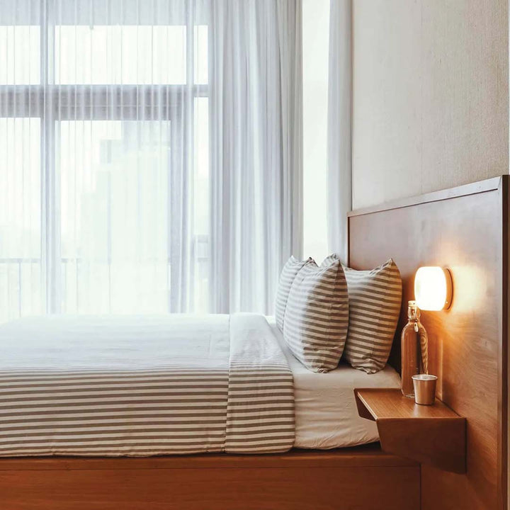 Luvikno | DimpleGlow – Stilren vegglampe for moderne interiør