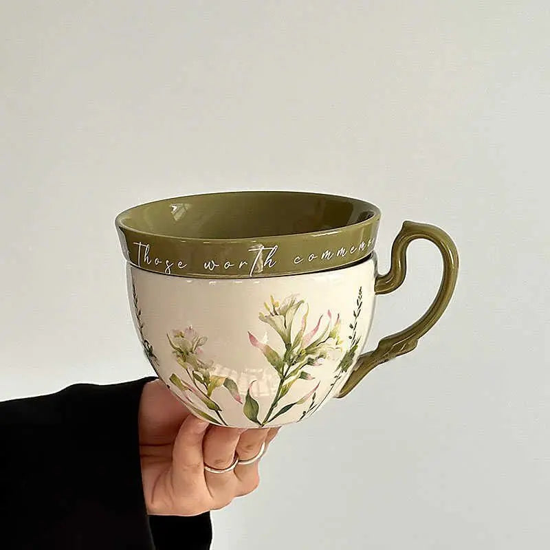 Fløytende engblomster kopp | Luvikno