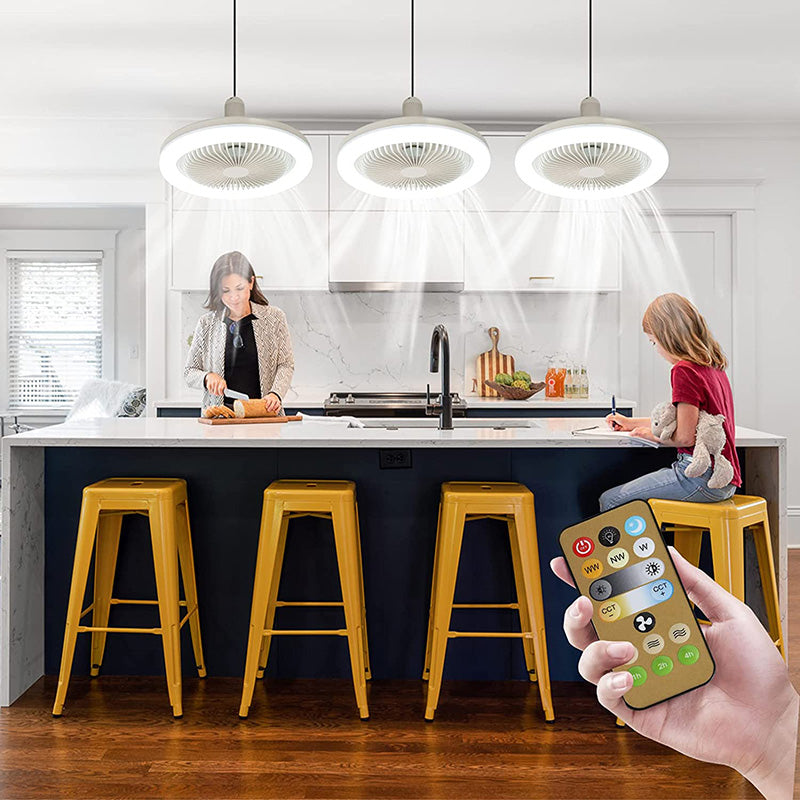 Energieeffektiv takvifte med LED-lampe og fjernkontroll | Passer til alle lampesokler | Luvikno