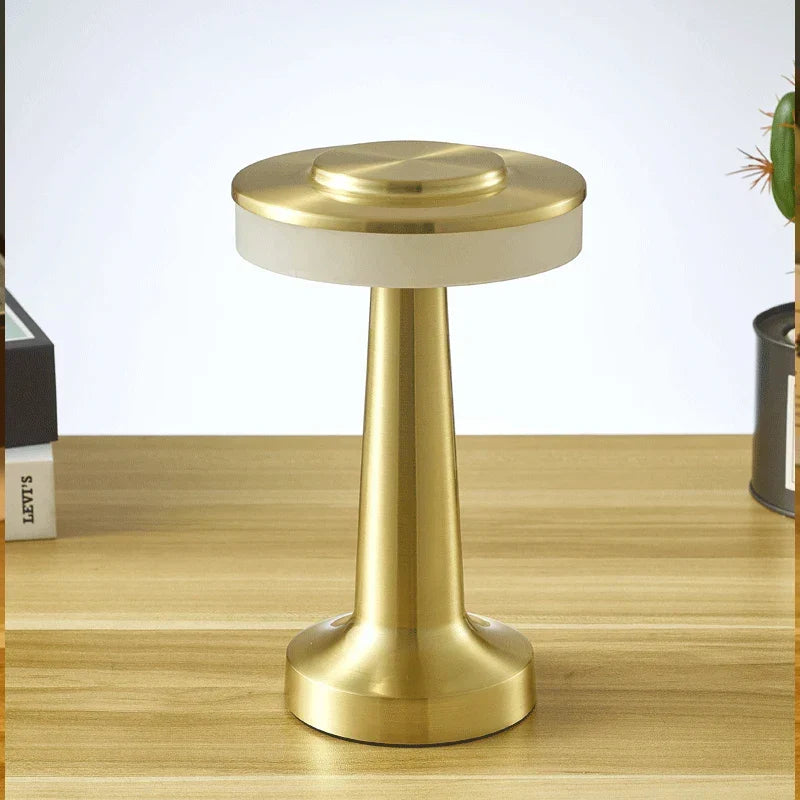 Luvikno | Elegaza Bordlampe - Elegant Bærbar LED-lampe