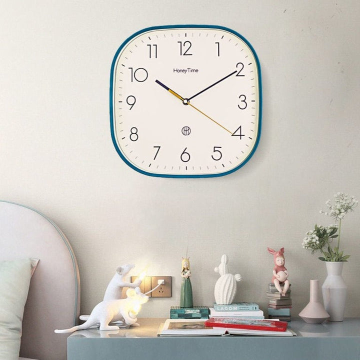 Ultra Silent Square Clock Luvikno