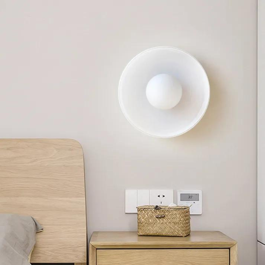 Rund Taklampe med Stilleggende Funksjonalitet - LumiSphere | Luvikno