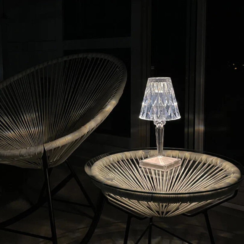 Chic bordlampe med krystalldesign - CrystalLuxe | Luvikno