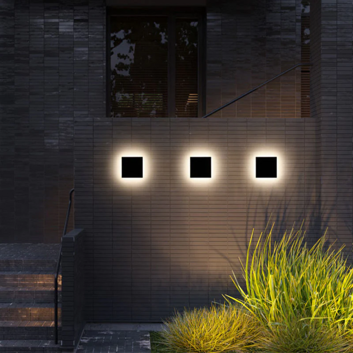 Tight LED Vegglampe for Moderne Interiør Luvikno