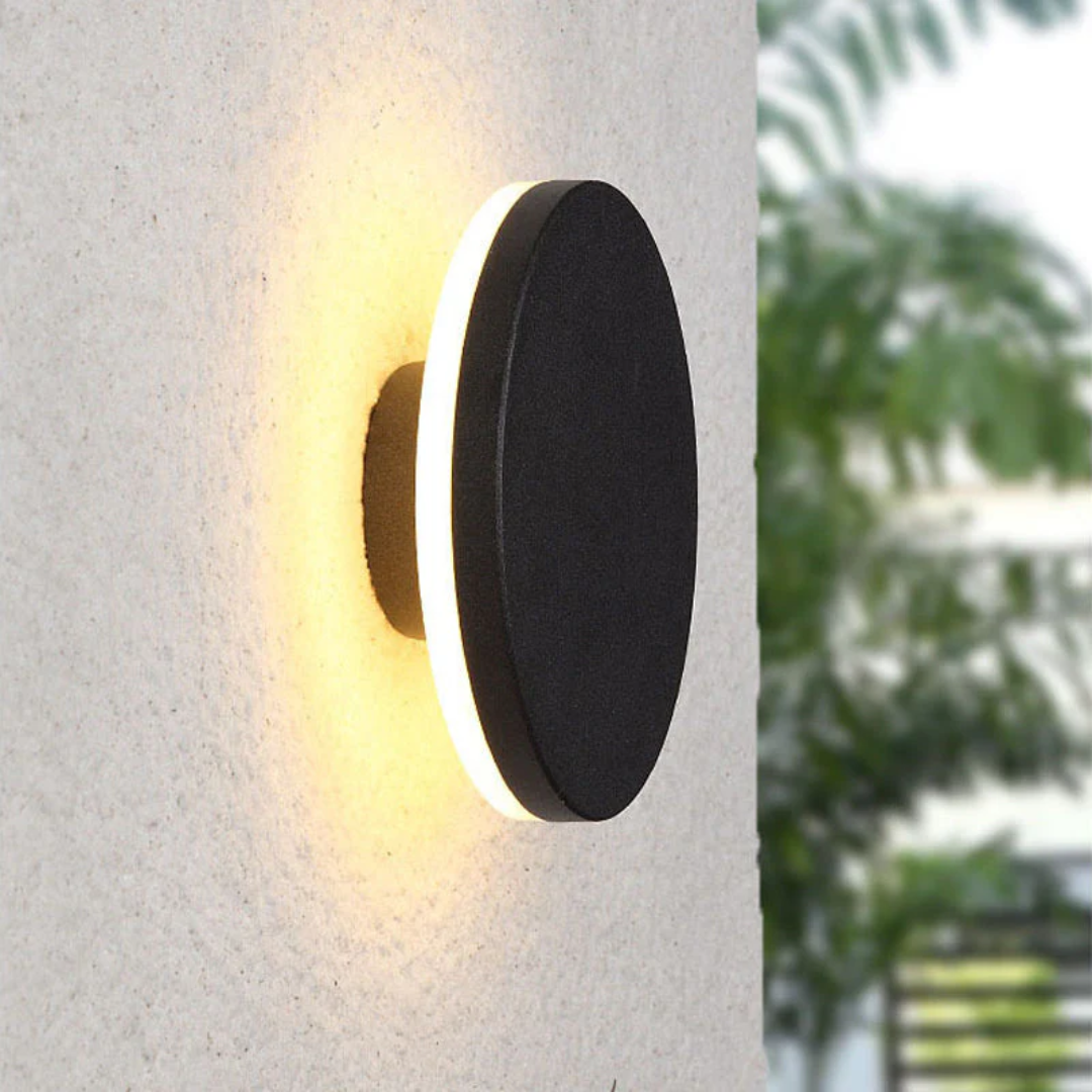 Tight LED Vegglampe for Moderne Interiør Luvikno