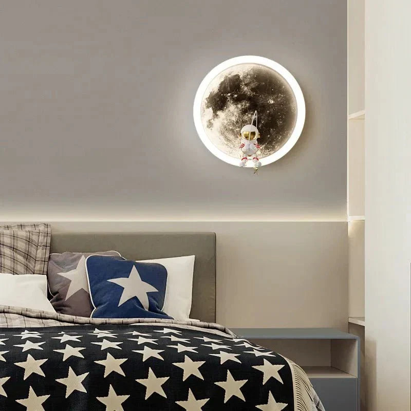 Luvikno | Spacelume - Moon LED Vegglampe