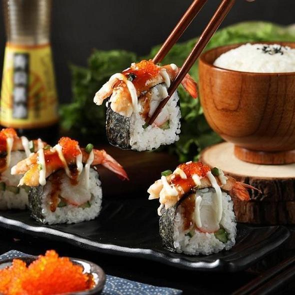 Luvikno | SushiMaster Pro — Forvandle kjøkkenet ditt til et sushi-tempel og imponer med hver perfekte bit