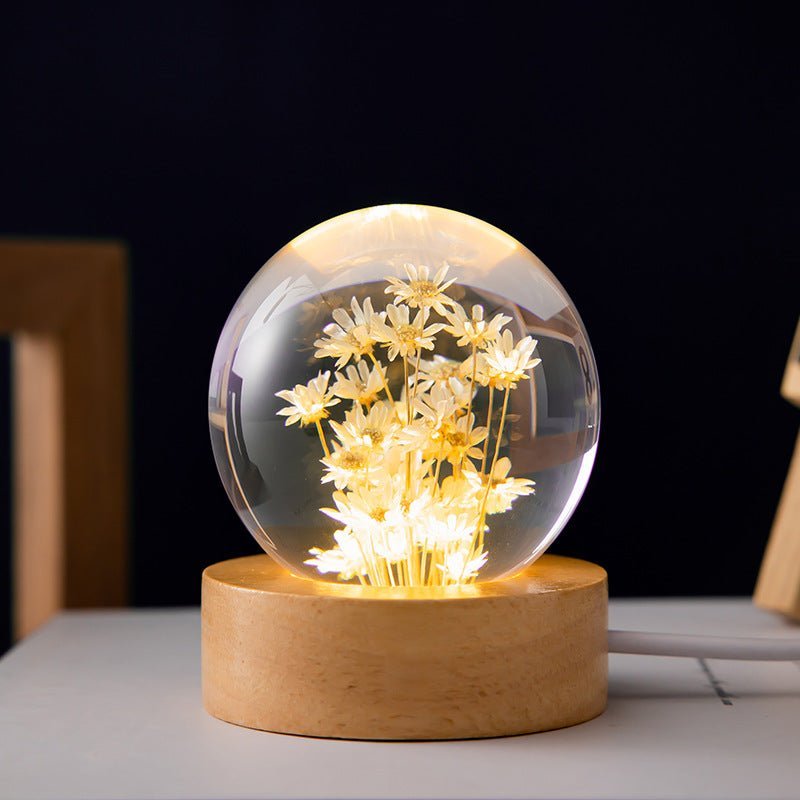 Krystallkjønn lampe med evige blomster – Lumora | Luvikno