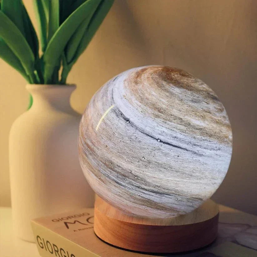 Luvikno | LuminaGlow Månelampe - Magisk Ambient Belysning med Justerbart Lys