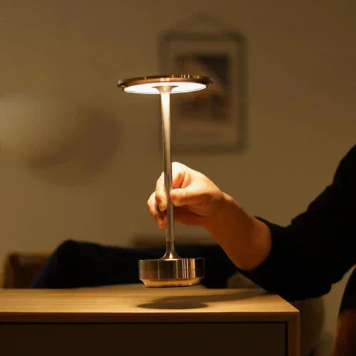Trådløs USB-oppladbar designer bordlampe - GlowBeam | Luvikno