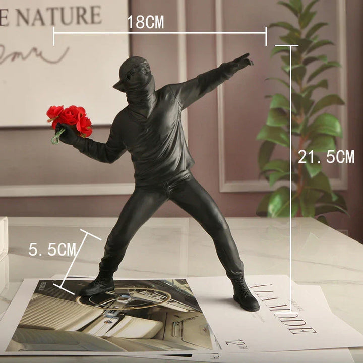 BloomThrower Moderne Flower Thrower Statue Luvikno