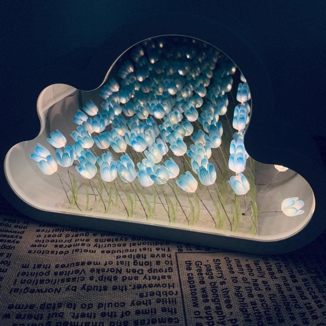 Tulip Cloud LED Speil – Magisk Lys & Dekorativ Design | Luvikno