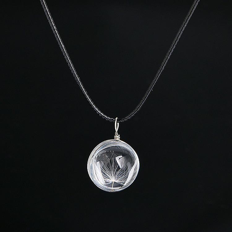 Sugar & Cotton's Famous Dandelion Necklace | Luvikno