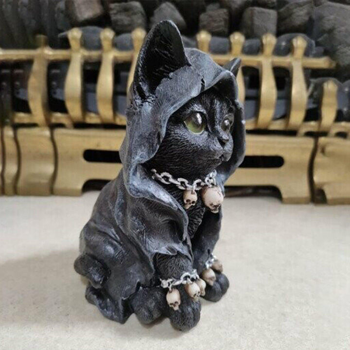 Resin Luviknoack Cat Statue Decor | Luvikno