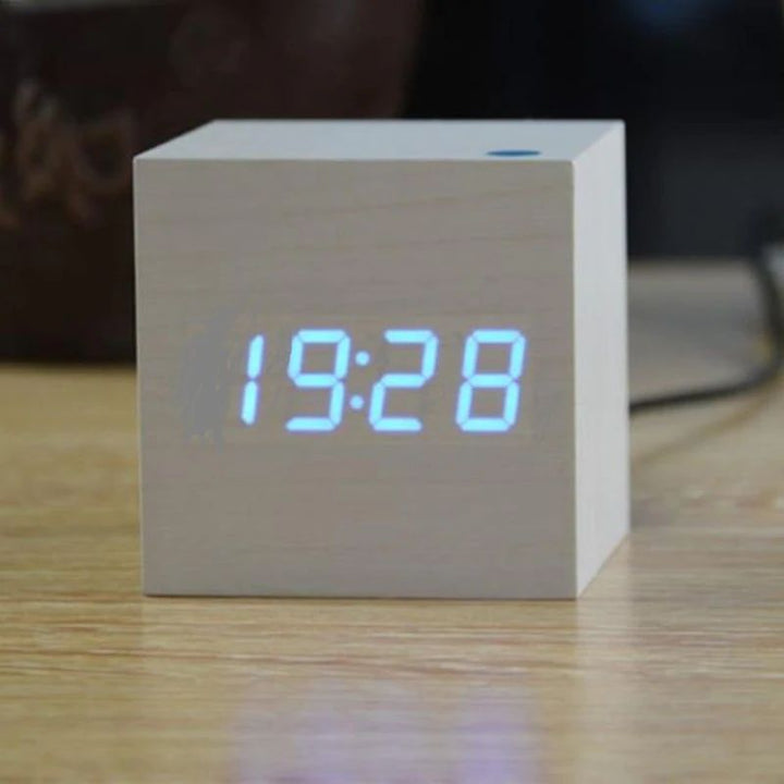 Digital Clock Cube i moderne tredesign Luvikno
