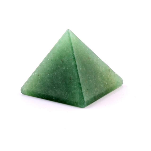 Pyramid Chakra Healing Reiki Krystall | Luvikno