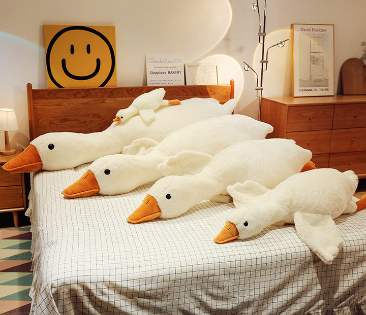 Kjempe Stor Flygende And Kosedyr | Luvikno