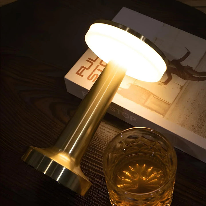 Luvikno | Trådlampe med oppladbart LED lys