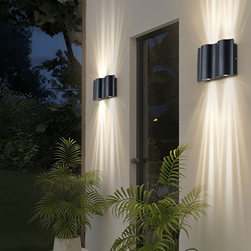 Utendørs svart LED vegglampe Luvikno